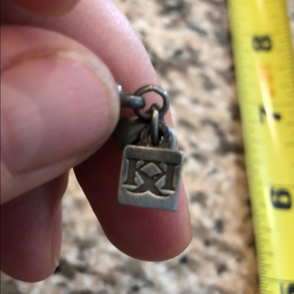 Riffle with flowers coming out of the tip - Picture 4 of 5